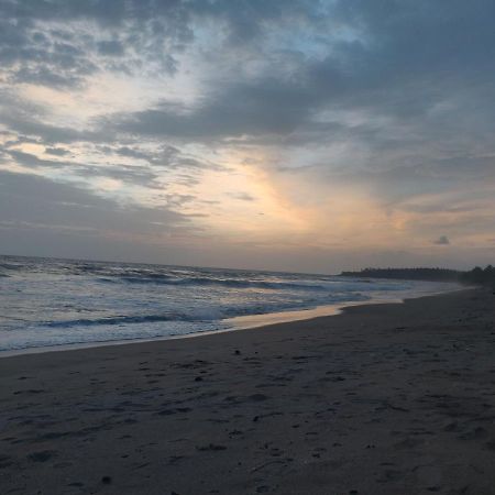 Sunshine Service Villa Kannur Zewnętrze zdjęcie