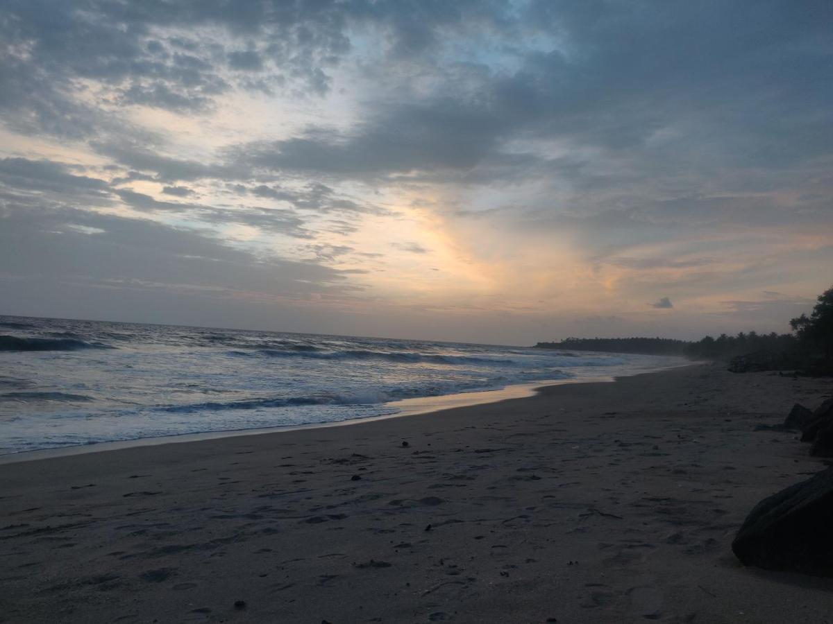 Sunshine Service Villa Kannur Zewnętrze zdjęcie